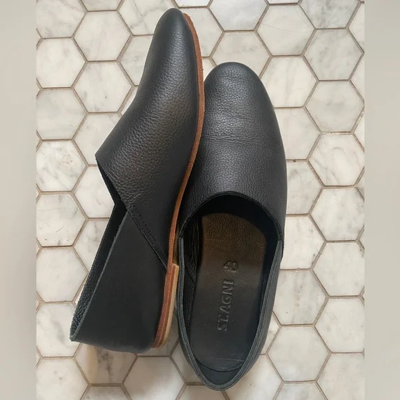 St. Agni George Glove Loafers - Picture 2 of 3